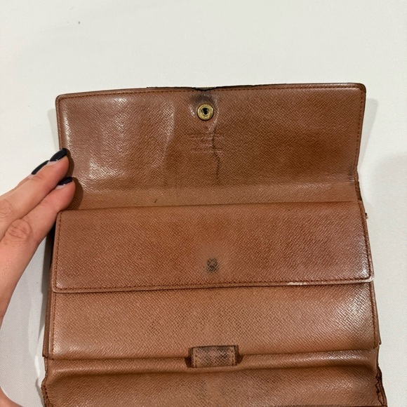 Louis Vuitton Tri Fold Wallet - Picture 4 of 6